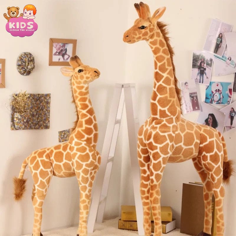 geant-plush-giraffe