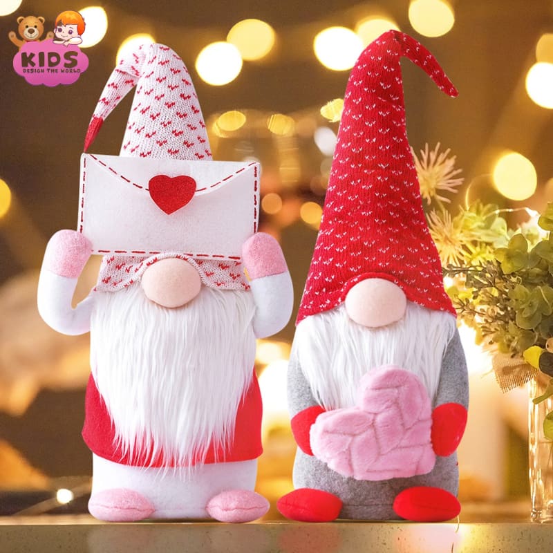 Plush gnomes 2025