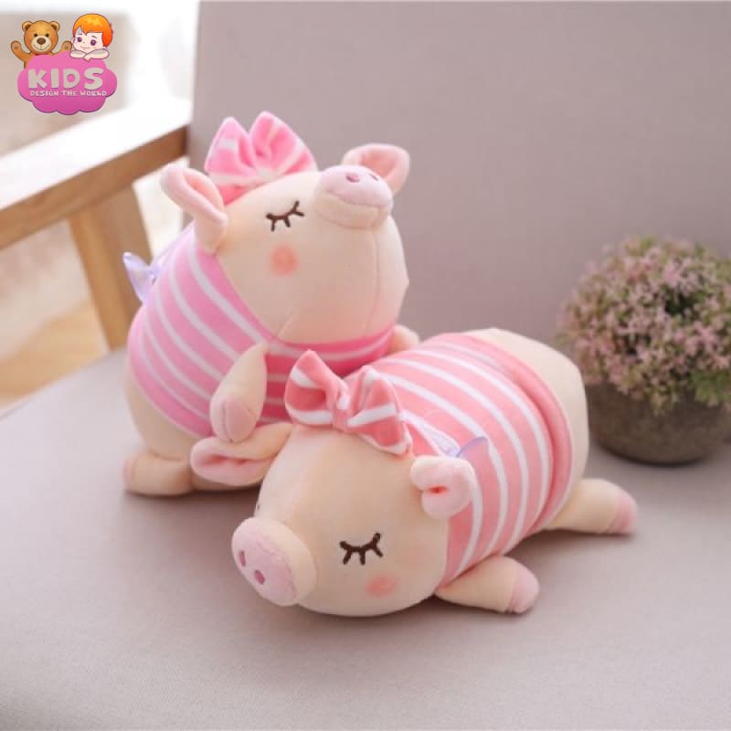 piggy-plush-with-pink-bow