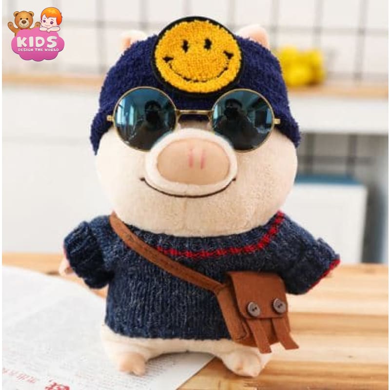 piggy-plush-with-smiley-face-cap